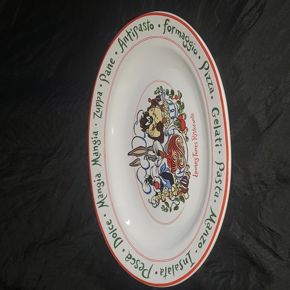 Warner Bros. Dining Warner Brothers Looney Tunes 994 Pasta Dish W